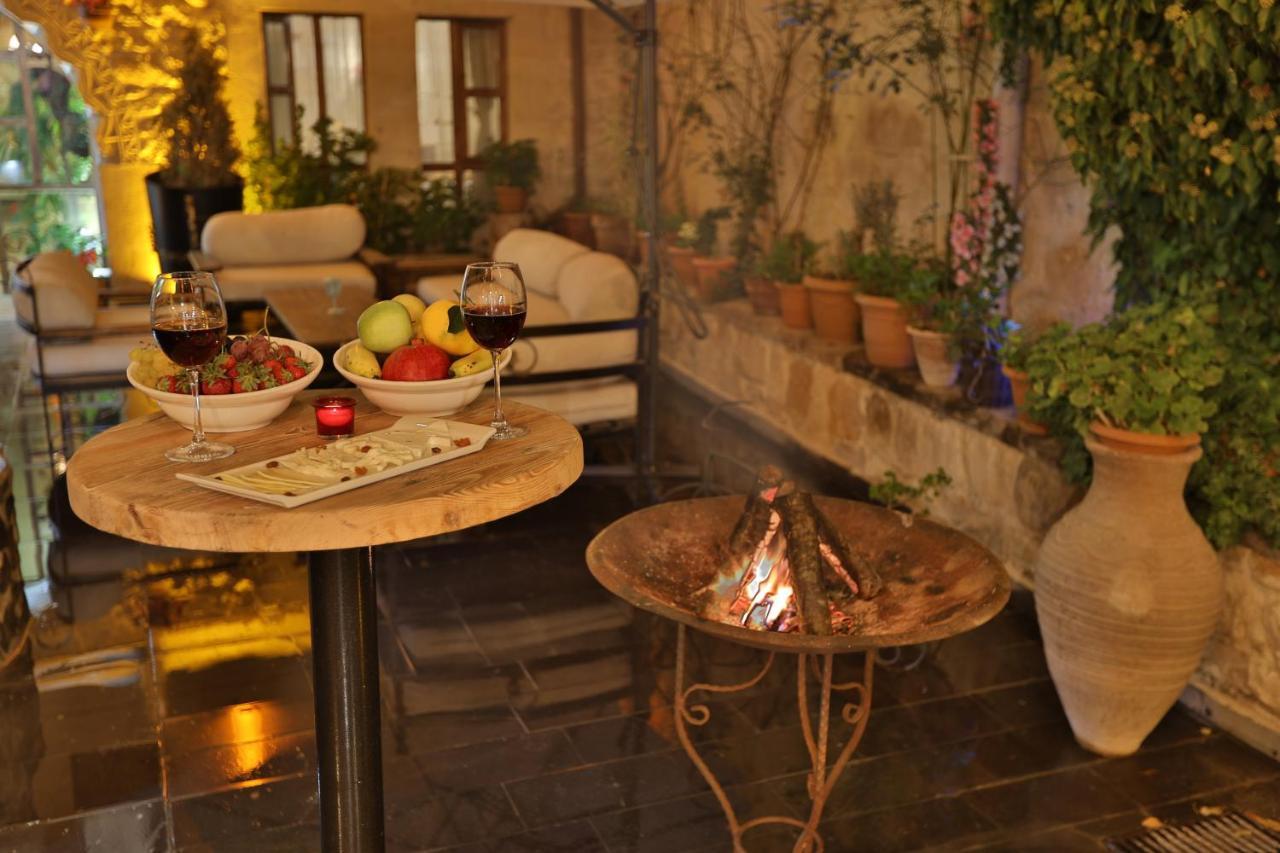 Aja Cappadocia Cave Hotel Ürgüp Exterior foto